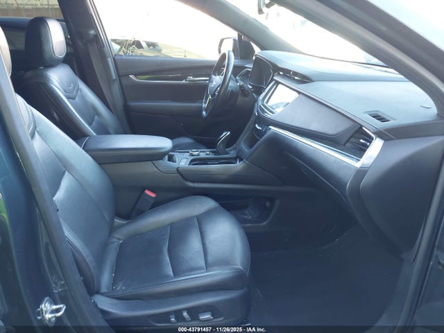 2021 CADILLAC XT5 1GYKNCRS3MZ104204 Photo 4