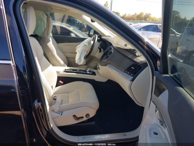 2023 VOLVO XC90 YV4L12PK4P1926061 Photo 4