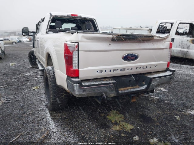 Ford F-350 Lariat 2017 1FT8W3BT2HEF09368 Image 15