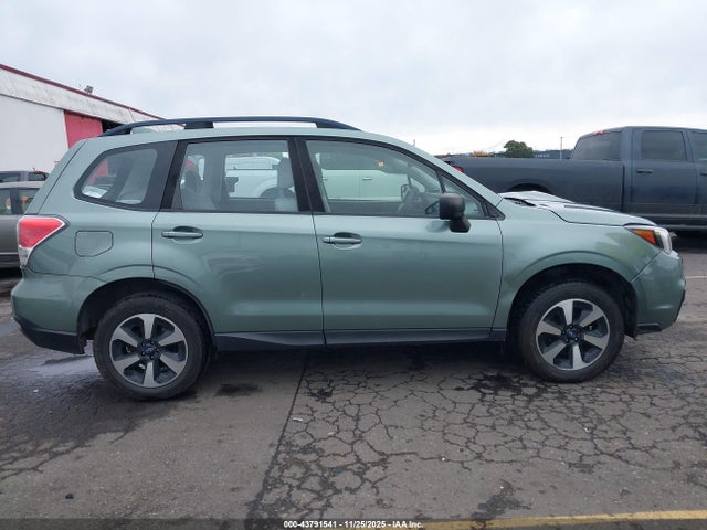 JF2SJABC9JH437910 Subaru Forester 2.5i