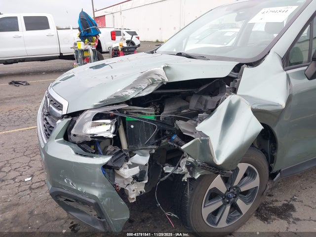JF2SJABC9JH437910 Subaru Forester 2.5i