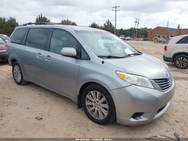 2014 TOYOTA SIENNA 5TDJK3DCXES075880
