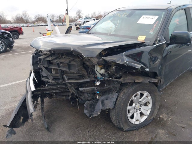 1GCGTCEN5J1102224 Chevrolet Colorado Lt