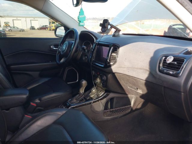 2018 JEEP COMPASS 3C4NJDCB8JT113948 Photo 4