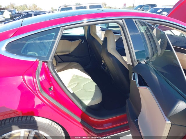 2014 TESLA MODEL S 5YJSA1H16EFP51427 Photo 7
