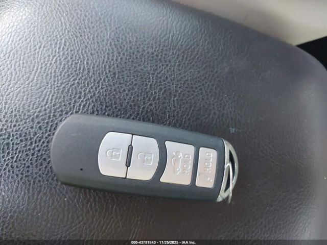 2017 MAZDA MAZDA6 JM1GL1V54H1114900 Photo 10