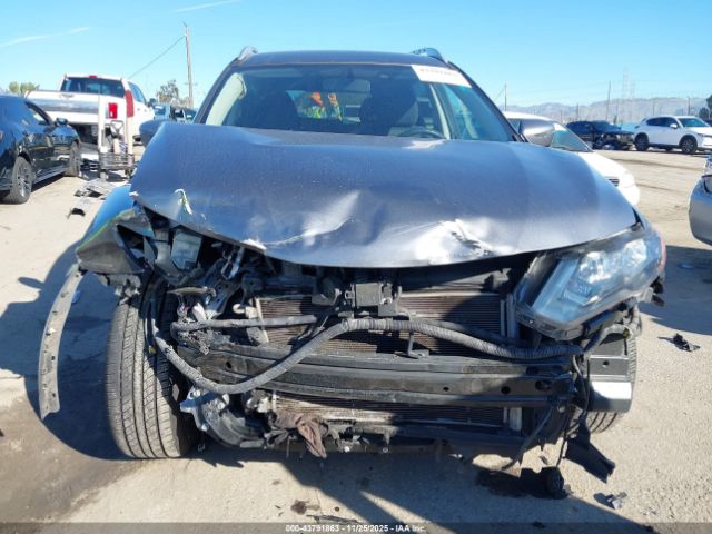 2018 NISSAN ROGUE KNMAT2MT5JP579040 Photo 5