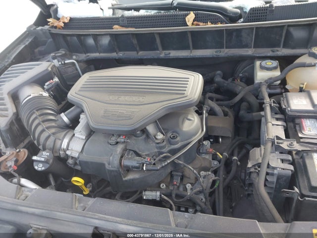 2018 CADILLAC XT5 1GYKNCRS1JZ111972 Photo 9