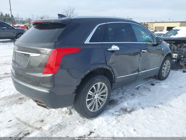 2018 CADILLAC XT5 1GYKNCRS1JZ111972 Photo 3