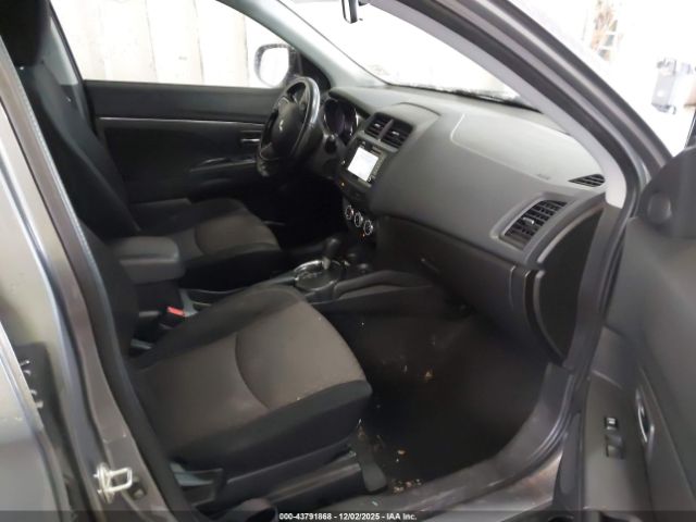 2017 MITSUBISHI OUTLANDER SPORT JA4AP3AW9HZ045220 Photo 4