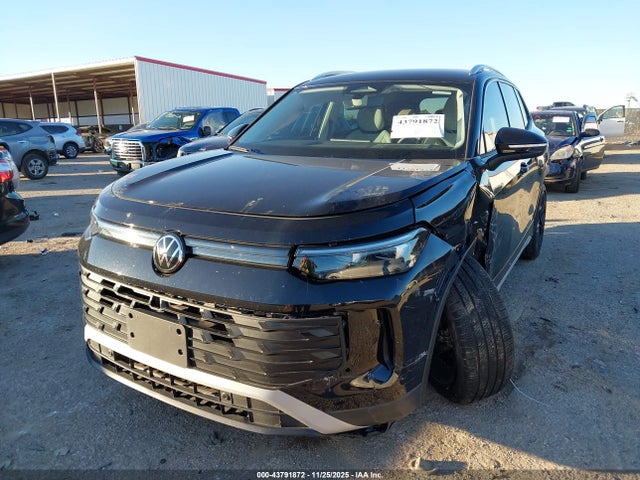 2025 VOLKSWAGEN TIGUAN 3VVFR7RM9SM021848 Photo 1