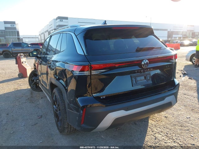 2025 VOLKSWAGEN TIGUAN 3VVFR7RM9SM021848 Photo 2