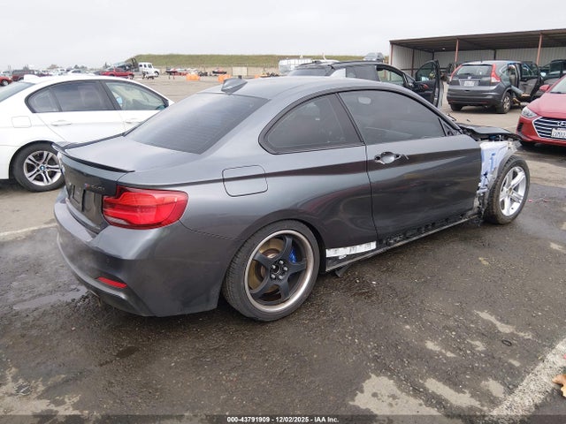 2019 BMW M240I WBA2J5C5XK7D35660 Photo 3