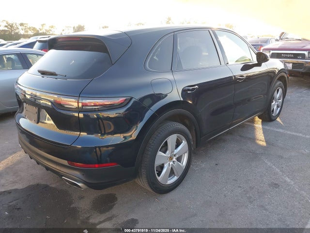 2019 PORSCHE CAYENNE WP1AA2AY6KDA04386 Photo 3