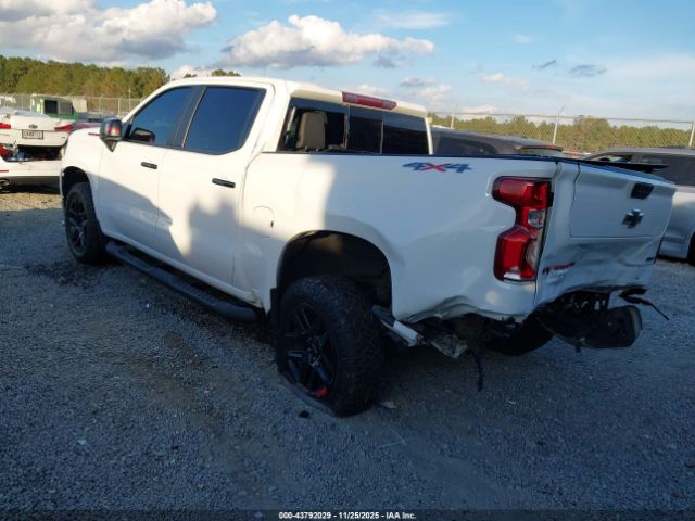 2021 CHEVROLET SILVERADO 1500 1GCUYEEDXMZ399410 Photo 2