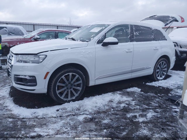 2017 AUDI Q7 WA1LAAF77HD034195 Photo 1