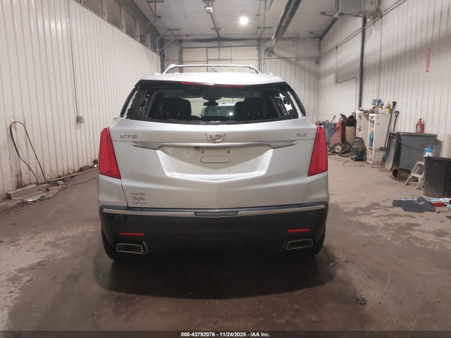 43792076 :رقم المزاد ، 1GYKNFRS2KZ239186 vin ، 2019 Cadillac Xt5 Premium Luxury مزاد بيع