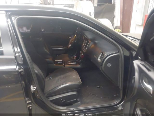 2019 DODGE CHARGER 2C3CDXGJ5KH604591 Photo 4