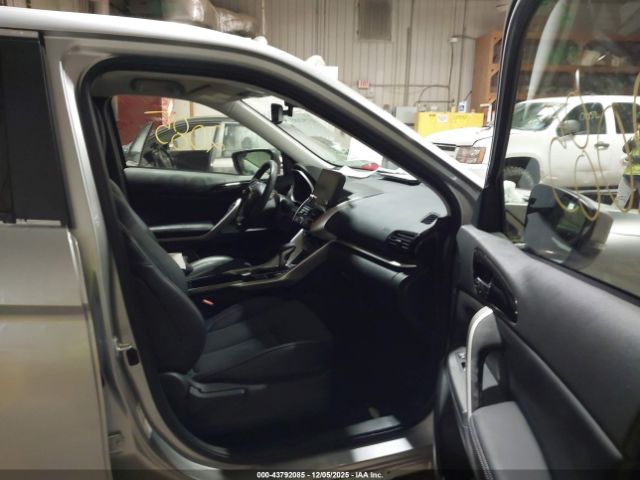 2024 MITSUBISHI ECLIPSE CROSS JA4ATWAA2RZ020582 Photo 4