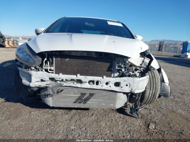 2017 FORD FOCUS ST 1FADP3L91HL348981 Photo 5