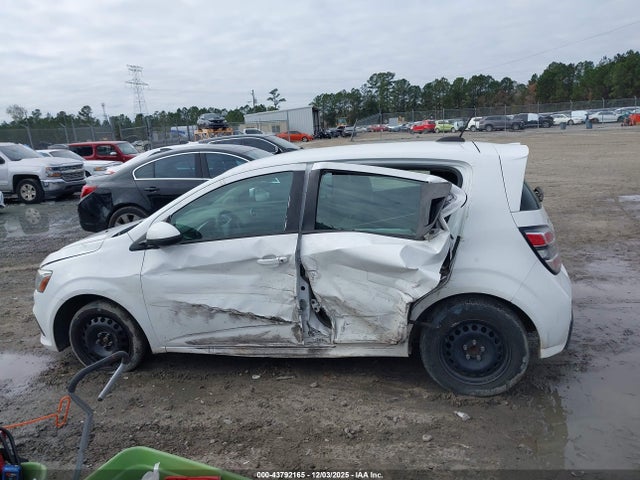 1G1JG6SG1H4144618 Chevrolet Sonic Lt Auto