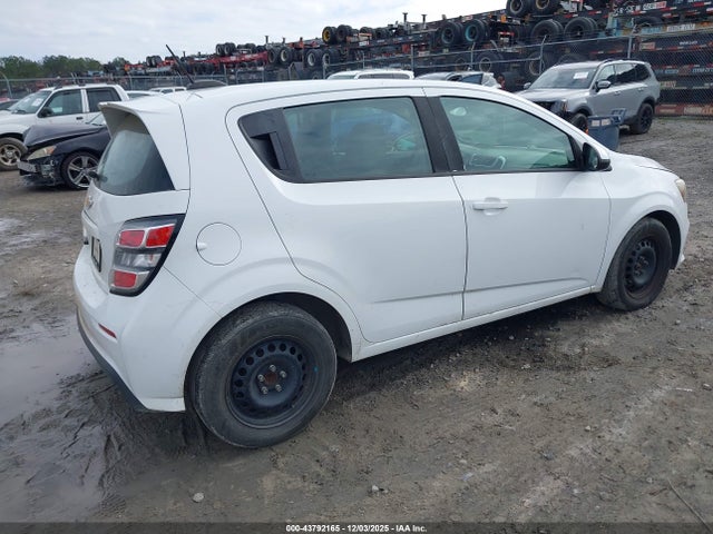 1G1JG6SG1H4144618 Chevrolet Sonic Lt Auto