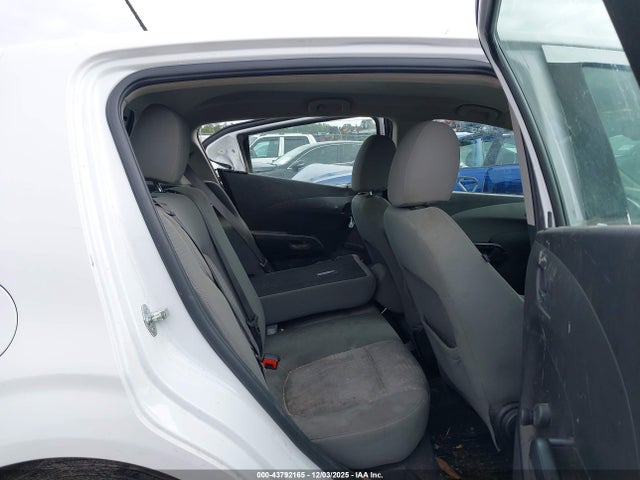 1G1JG6SG1H4144618 Chevrolet Sonic Lt Auto