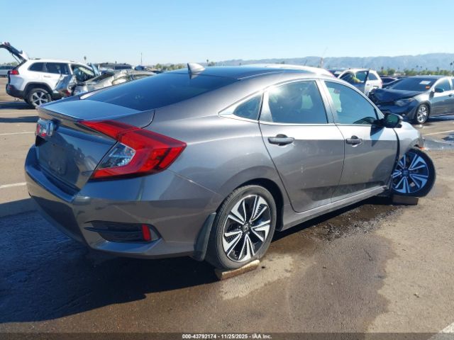2018 HONDA CIVIC JHMFC1F33JX007525 Photo 3
