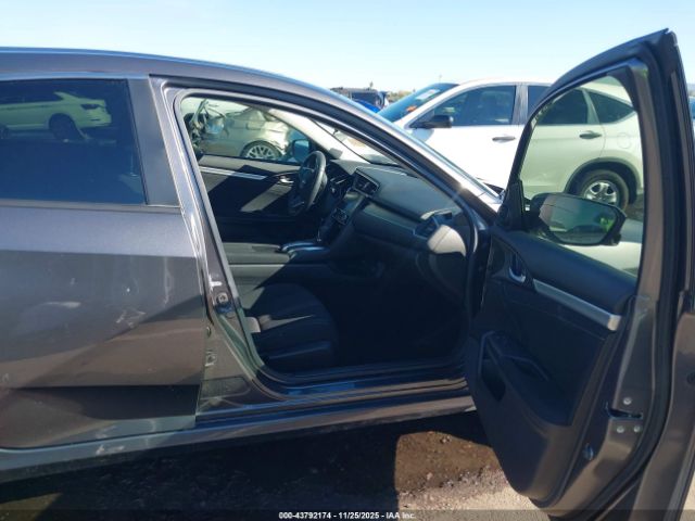 2018 HONDA CIVIC JHMFC1F33JX007525 Photo 4