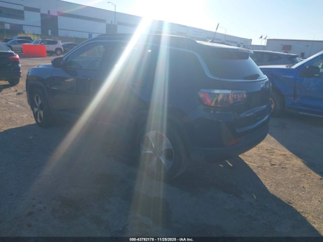 2017 JEEP NEW COMPASS 3C4NJCBB4HT653108 Photo 2