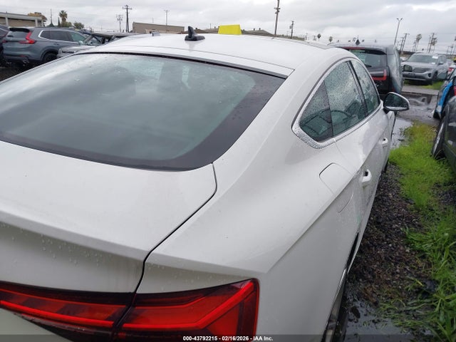 2021 AUDI A5 SPORTBACK WAUDACF54MA057091 Photo 3