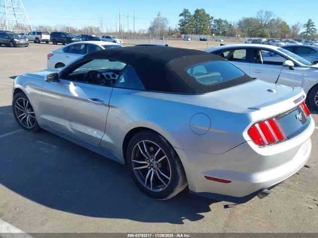 2017 FORD MUSTANG 1FATP8UH4H5278315 Photo 2