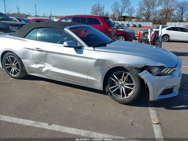 2017 FORD MUSTANG 1FATP8UH4H5278315 Photo 5