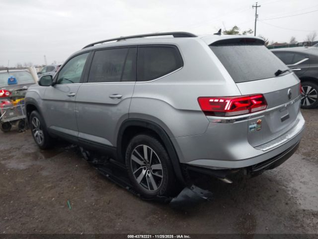 2022 VOLKSWAGEN ATLAS 1V2LP2CA7NC527241 Photo 2