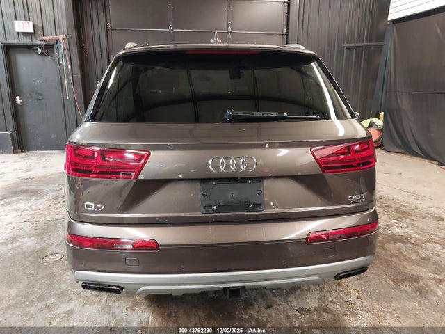Продажа на аукционе авто 2017 Audi Q7 3.0t Premium, vin: WA1VAAF76HD059128, номер лота: 43792230