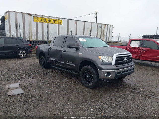 2013 TOYOTA TUNDRA 5TFEY5F18DX135249