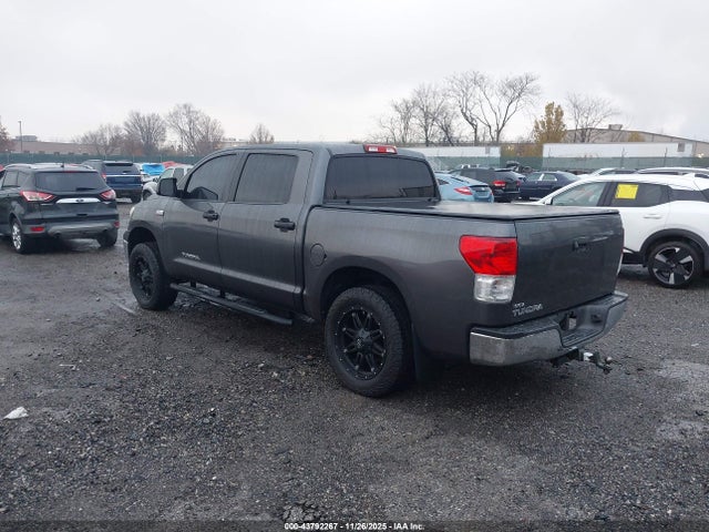 2013 TOYOTA TUNDRA 5TFEY5F18DX135249 Photo 2
