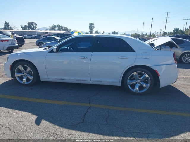 Chrysler 300 300s 2015 2C3CCABGXFH763124 Image 14