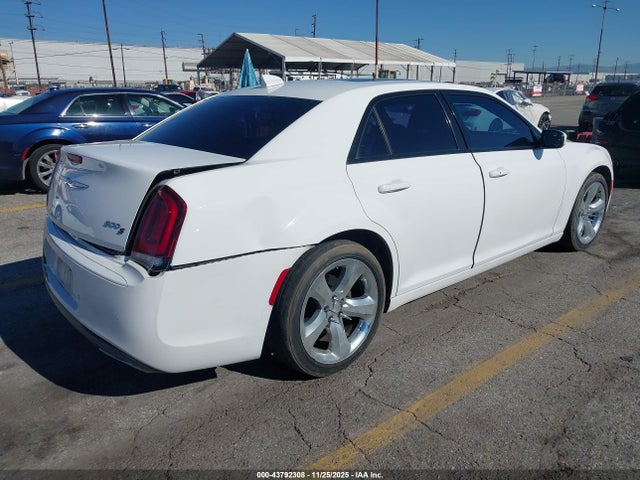 Chrysler 300 300s 2015 2C3CCABGXFH763124 Image 4