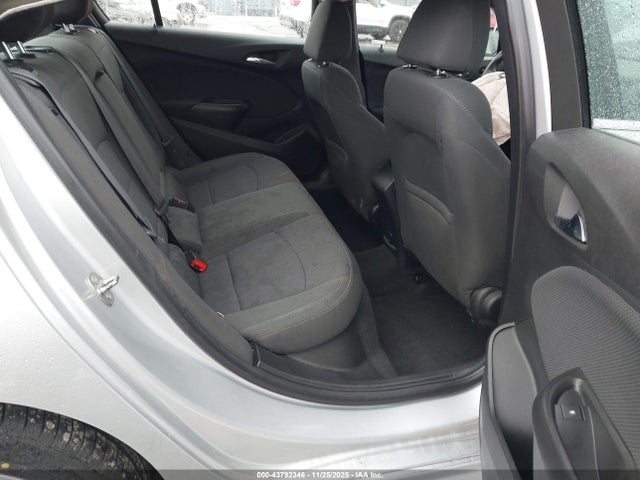 1G1BE5SM3H7169092 Chevrolet Cruze Lt Auto