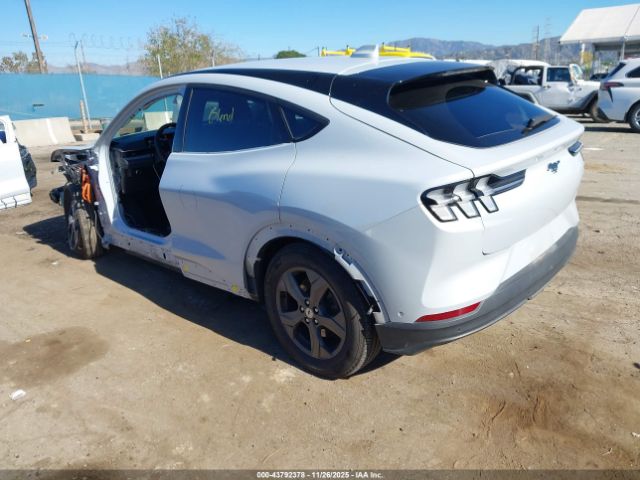2021 FORD MUSTANG MACH-E 3FMTK1SS8MMA34472 Photo 2