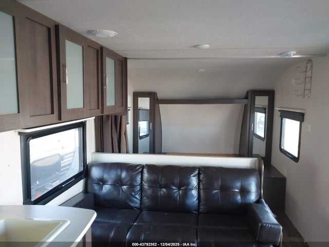 4X4TWDB22J7359919 Forest River 261bhxl Wildwood-tow