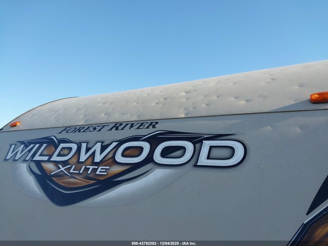4X4TWDB22J7359919 Forest River 261bhxl Wildwood-tow