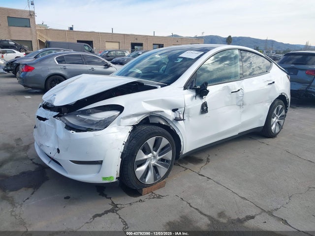 2022 TESLA MODEL Y 7SAYGDEE0NF544844 Photo 1