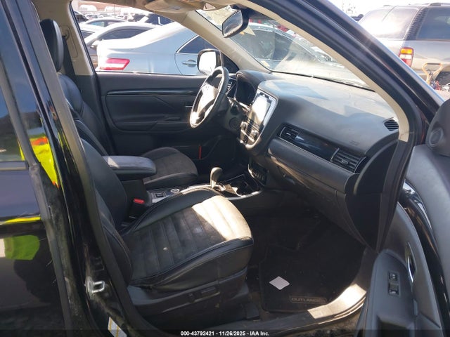 2020 MITSUBISHI OUTLANDER JA4AZ3A33LZ022248 Photo 4