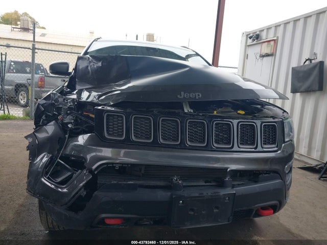 3C4NJDDB2MT600596 Jeep Compass Trailhawk 4x4