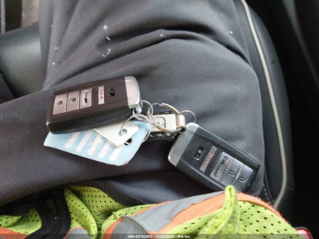 2019 ACURA RDX 5J8TC2H72KL003955 Photo 10