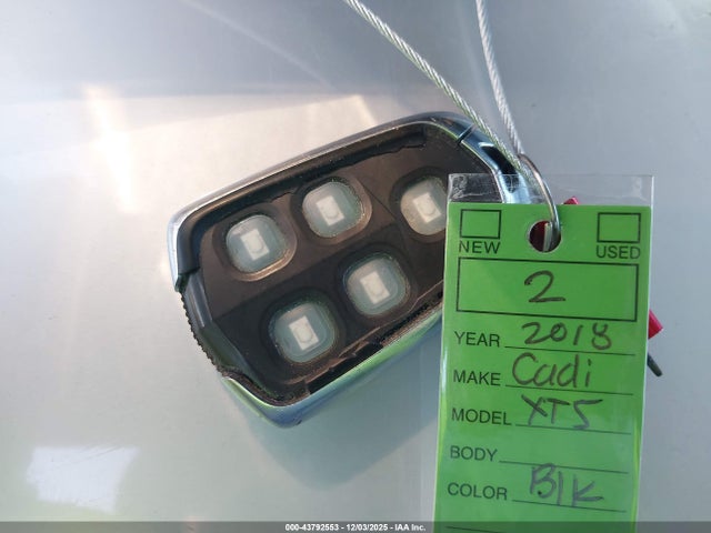 2018 CADILLAC XT5 1GYKNCRS7JZ230111 Photo 10