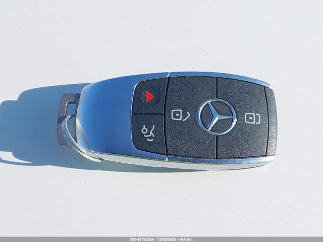 2020 MERCEDES-BENZ GLB 250 W1N4M4GB8LW034170 Photo 10