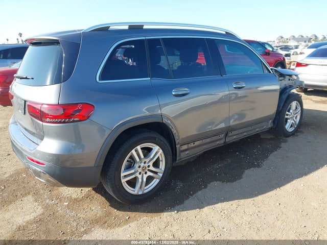 2020 MERCEDES-BENZ GLB 250 W1N4M4GB8LW034170 Photo 3